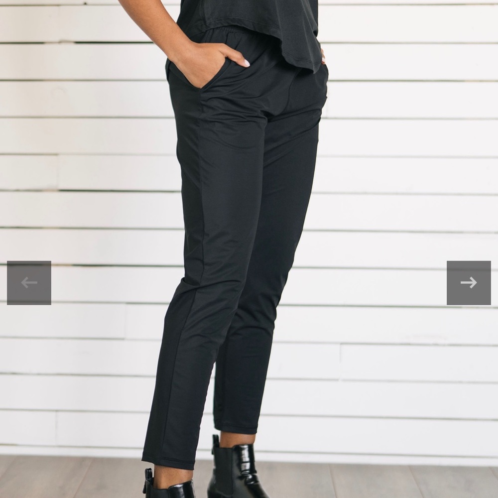 New Zyia Everywhere Pants